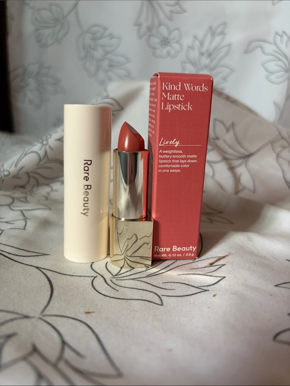 Rare Beauty Kind Words Matte Lipstick - Lively Warm Rose
